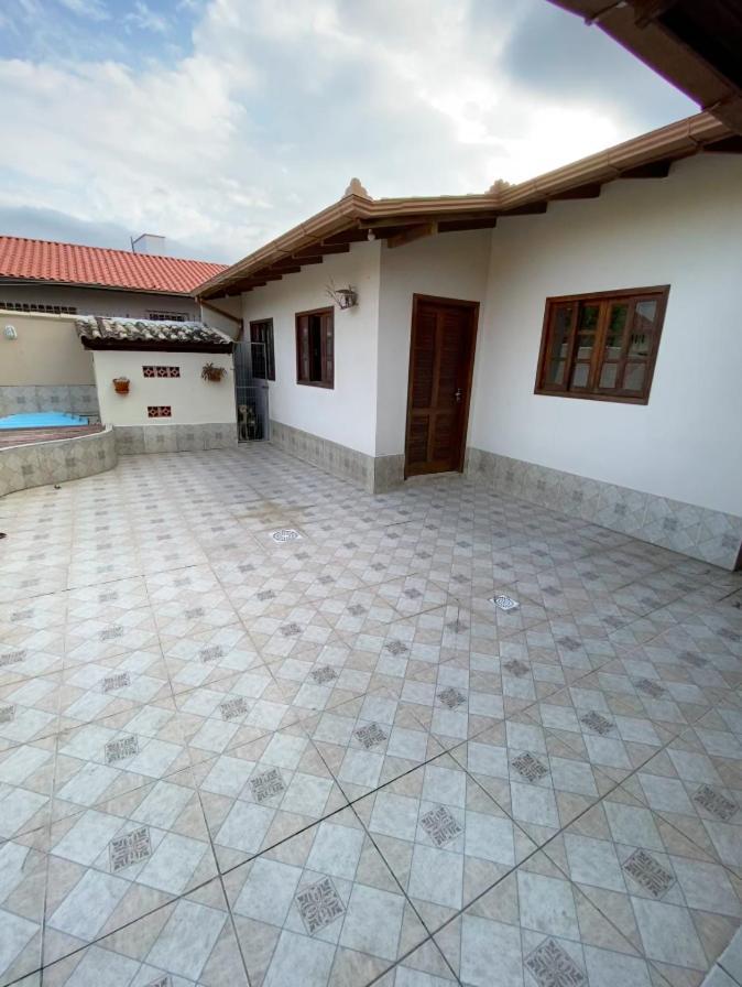 Excelente Casa Com Piscina Na Praia De Ingleses Florianópolis Exterior foto
